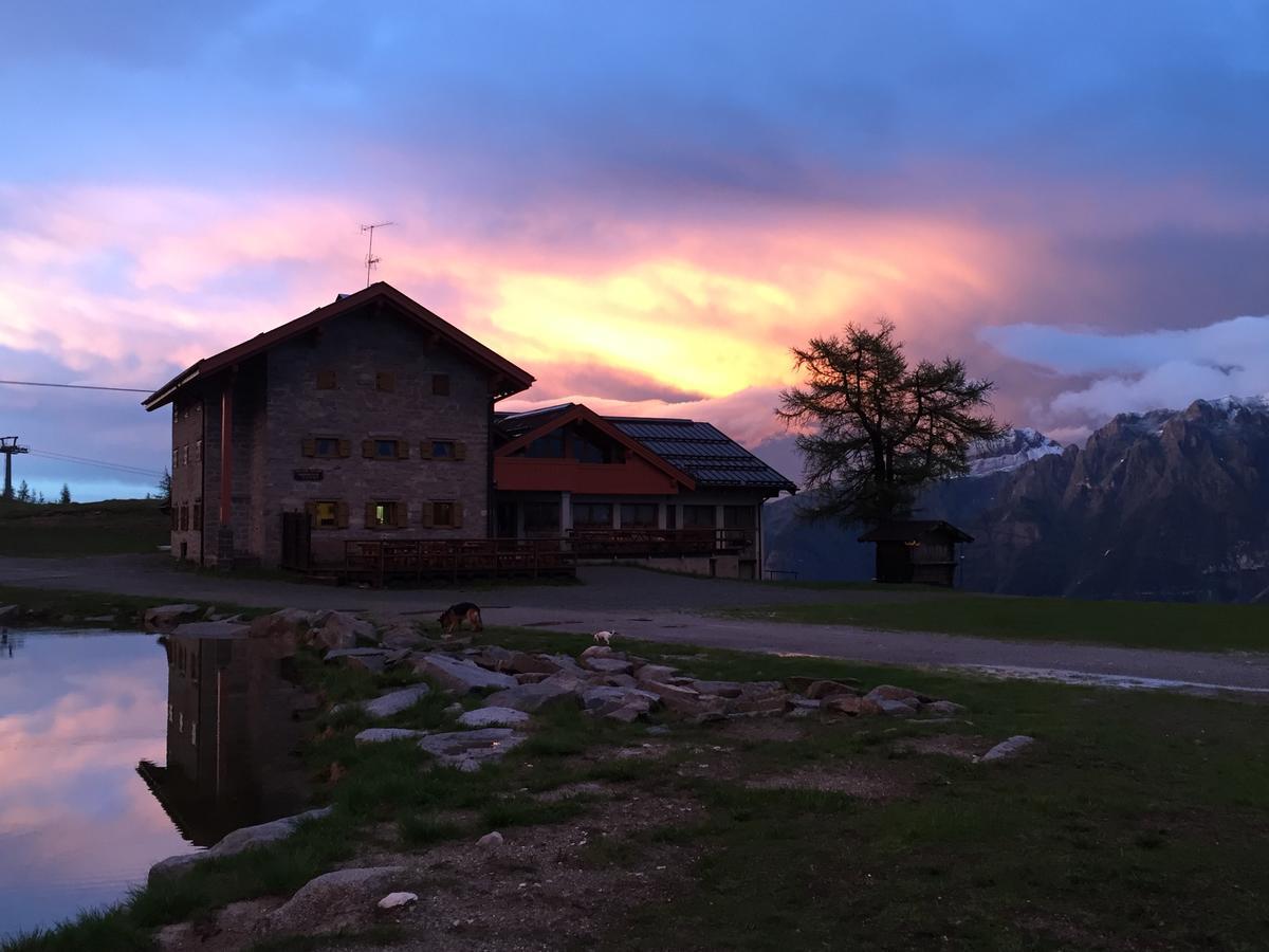 Rifugio Viviani Pradalago Madonna di Campiglio Bagian luar foto